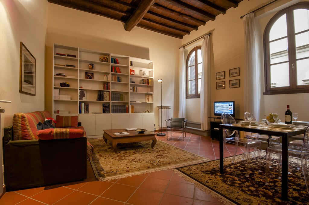 San Miniato Apt - Luxury Apartments at 20 steps from Duomo; Elevator equipped.