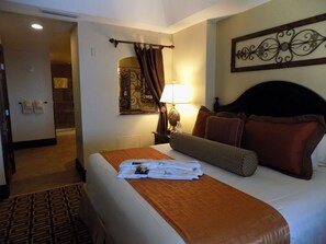 2 Master Bedrooms