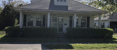 Fabulous Falmouth Heights Bungalow