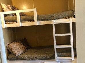 Twin bunk beds 