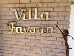 Villa Favour 