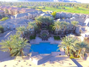 Pool, sunshine, golf, what is there not to love. 