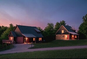 Spectacular night views of our other cabins