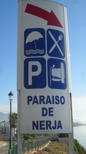 Paradis...cela dit tout de Nerja et de nos appartements.