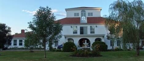 10,000 sf Medirerrean style stucco residence located the bank of Merrimack River