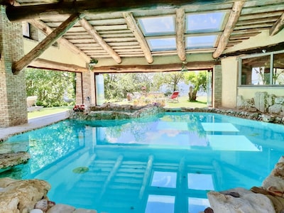 Colle dell'Asinello, luxury villa &  pool heating 30 C°, & wellness h24-Umbria-