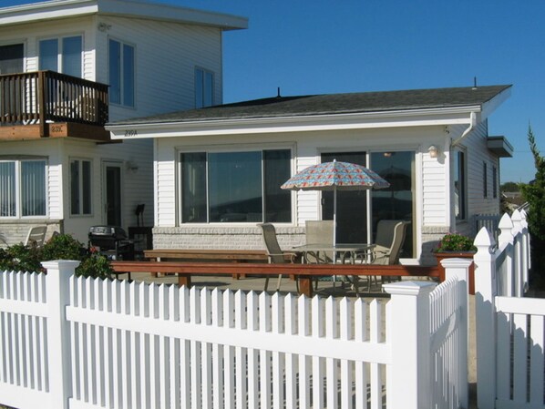 Ocean Front 