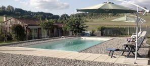 Piscine balnéo et nage contre courant