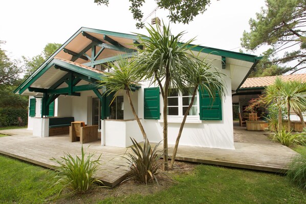 Maison - facade avant
House - front view
