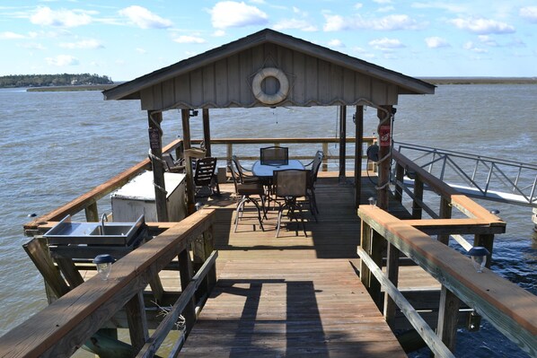 So nice for dock to be covered for shade; dine outside 