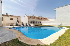 Piscina comunitaria