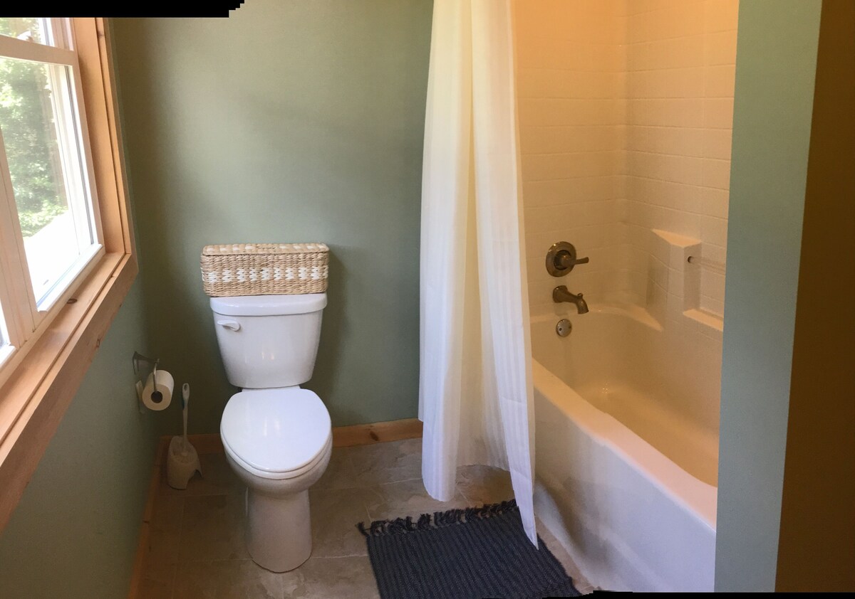 Country cottage at Blanche Manor/Blissful Owl Horse Ranch / Sleeps 6-12