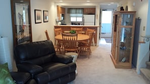 Spacious great room, dining area and kitchen.