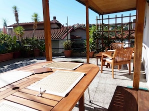Casa Sole Terrasse mit Esstisch