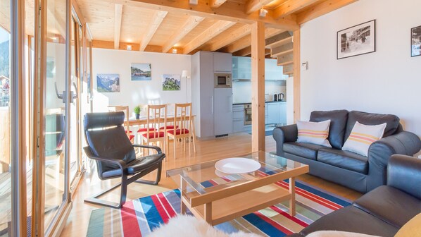 Chalet Roossi 5 | Alpine Holiday Services