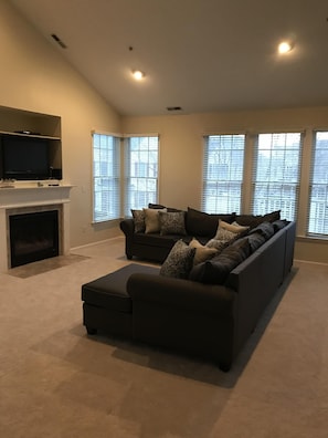 Spacious Living Room with gas Fireplace