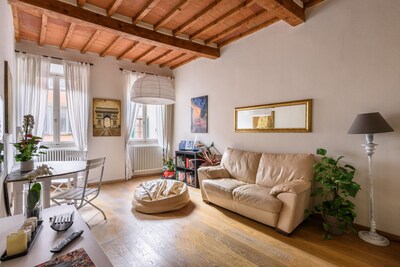 Apartment in the old town with 2 bedrooms, 2 bathroom and a large terrace