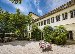 Front of Mansion / enclosed garden