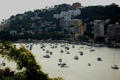 Casa Giovanna Acapulco Caleta - Pensión de lujo con espectaculares vistas al mar!