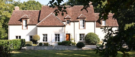 Maison de Réceptions Familiales Piscine Chauffée