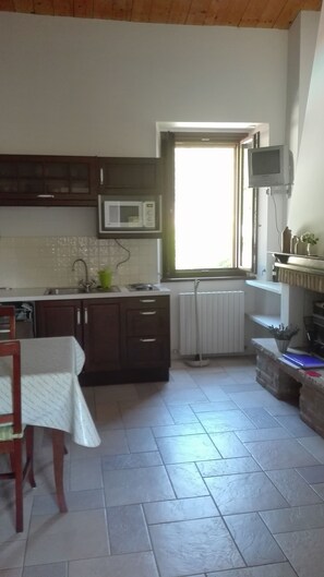 Verdicchio Appartment - La Cuchina