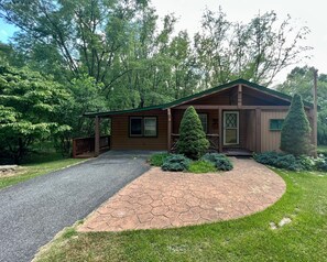 Front of Cozy River
