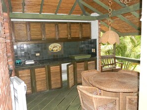 Kitchen and dining room 