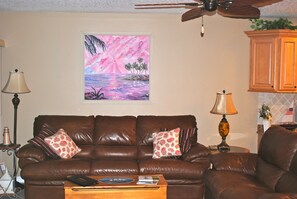 Matching leather recliner love seat.