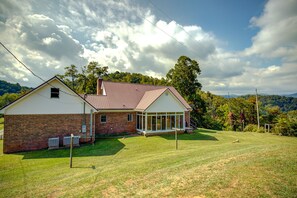 Great back yard and view!