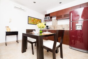 livingroom/kitchen