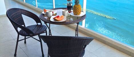 Breakfast with a fabulous Caribbean view!