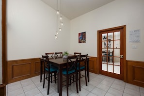 Dinning Table - seats 6