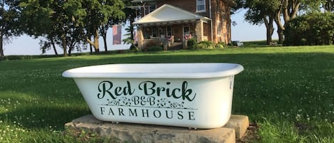 Red Brick Farmhouse Bed & Breakfast