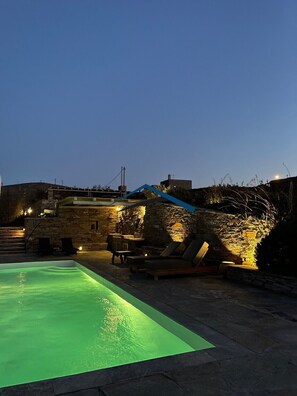 Relax at night by the pool