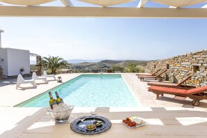 The pool and view