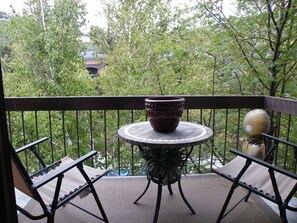 Private Balcony (4th floor)