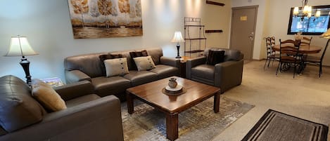 Living Room - Queen sofa 