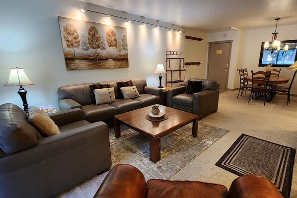 Living Room - Queen sofa 