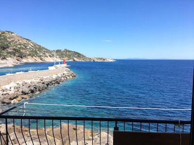 Apartment am Meer, neben dem Torre del Saraceno, gut belüftet