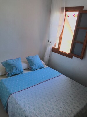 Chambre secondaire, espace de rangement