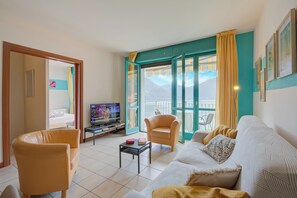 Living and dining room