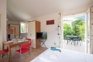 Living and dining room