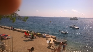 eigener Badestrand