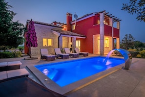 Villa Delle Rondini with jacuzzi, sauna and private pool
