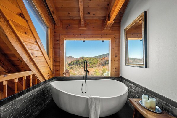 Relax in the new freestanding bathtub