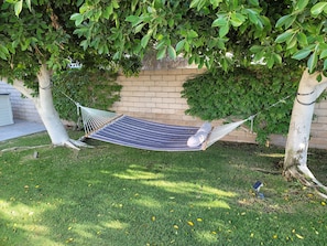Hammock is here for up to two people (450lbs). So relaxing!!