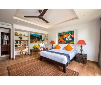 Large 7 Bedroom Villa Seminyak Near Eat Street, TWO POOLS, Near Beach