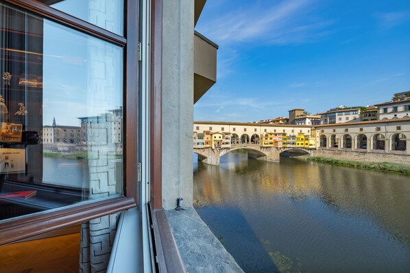 breathaking view on Ponte Vecchio