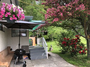 Front porch area