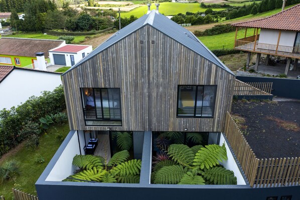 Exterior 2 